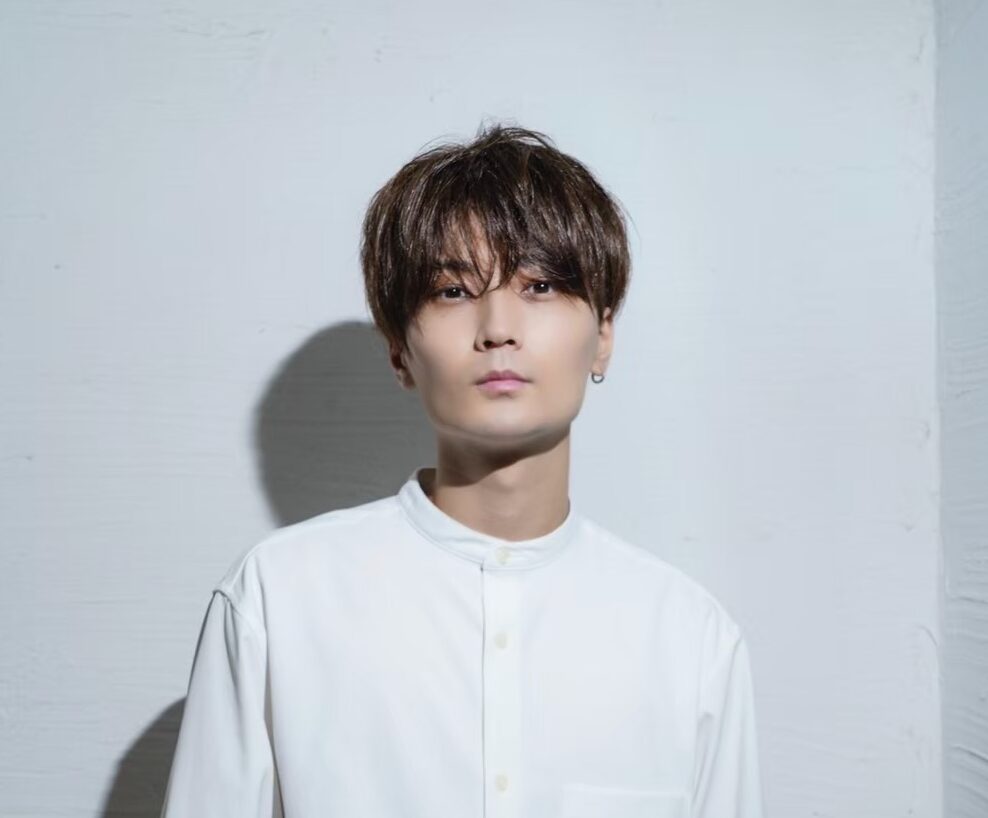 Salon interior view 2