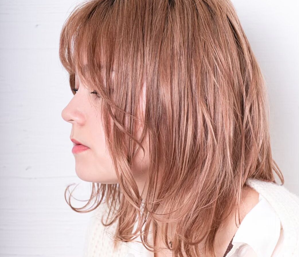 Salon interior view 1